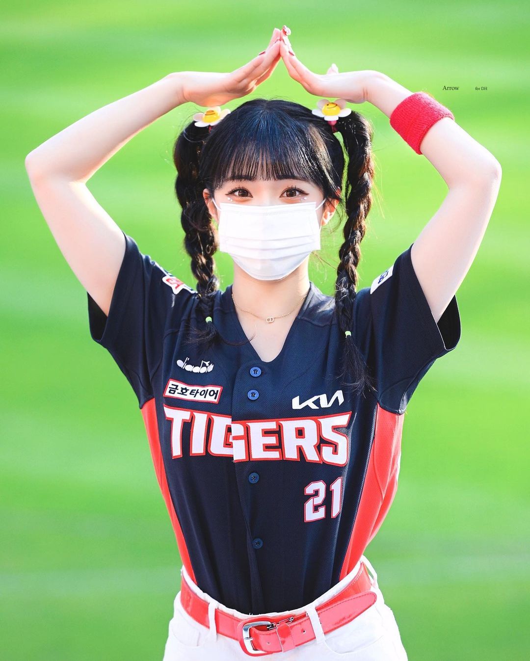 le_dahye-korean-dancer-cheerleader-sexy-hot-hd-01.png